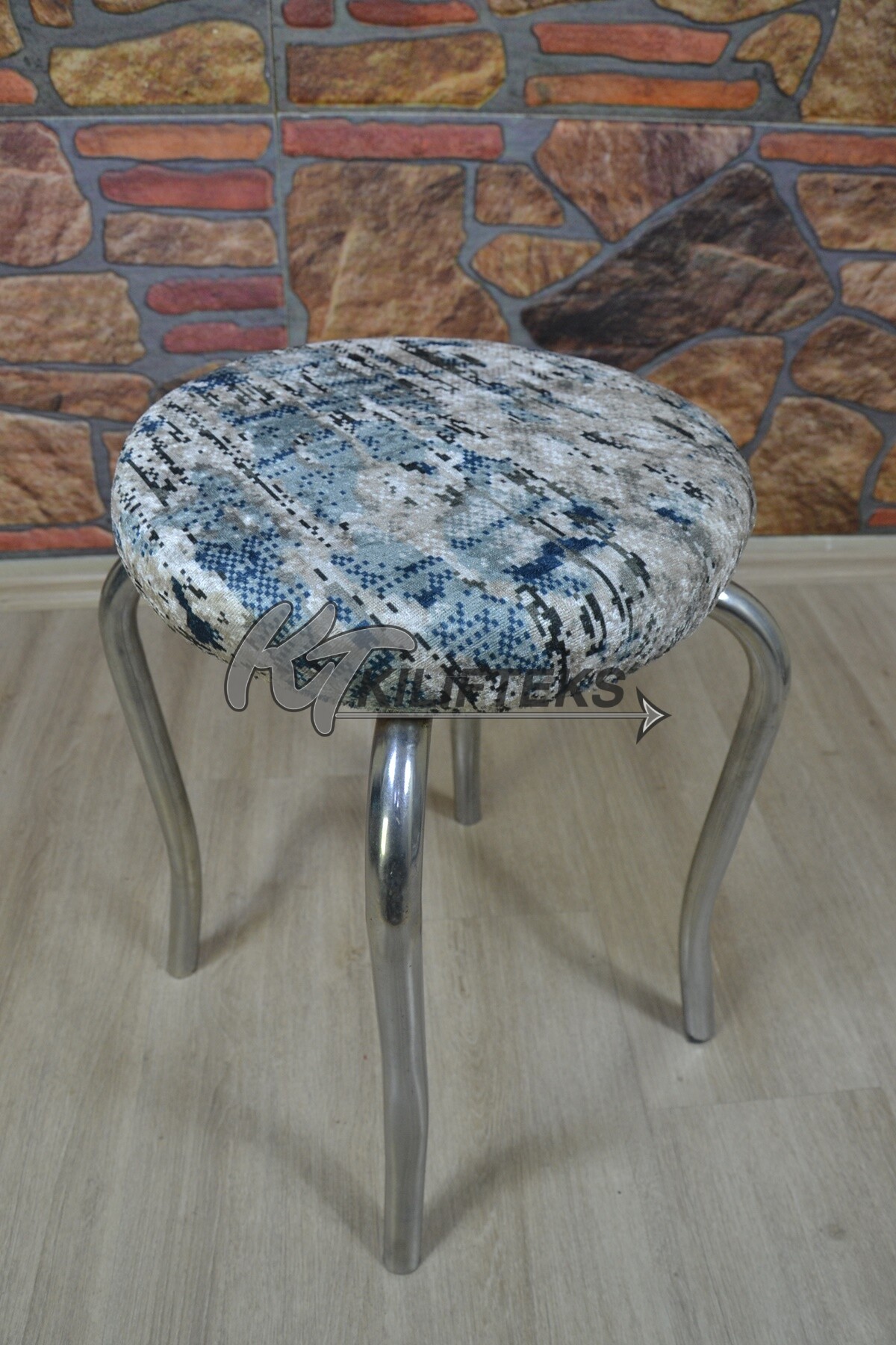 Kadife Tabure Örtüsü